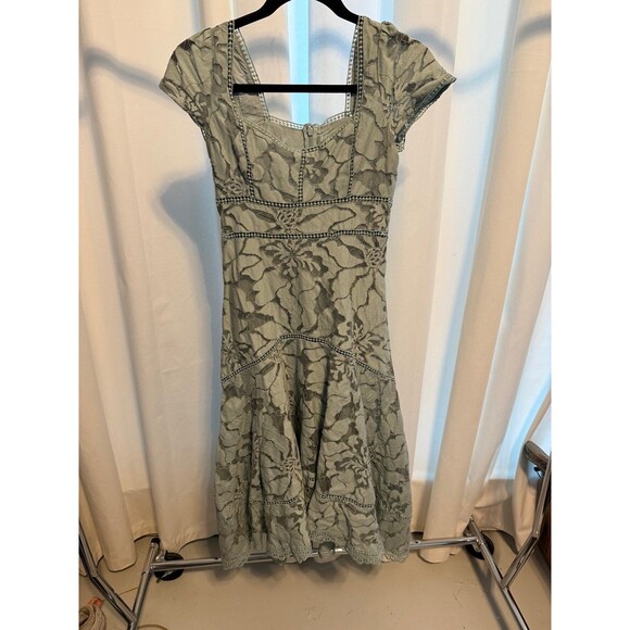 Anthropologie Women’s Lace Detail Floral Dress Size 2P - Picture 1 of 5